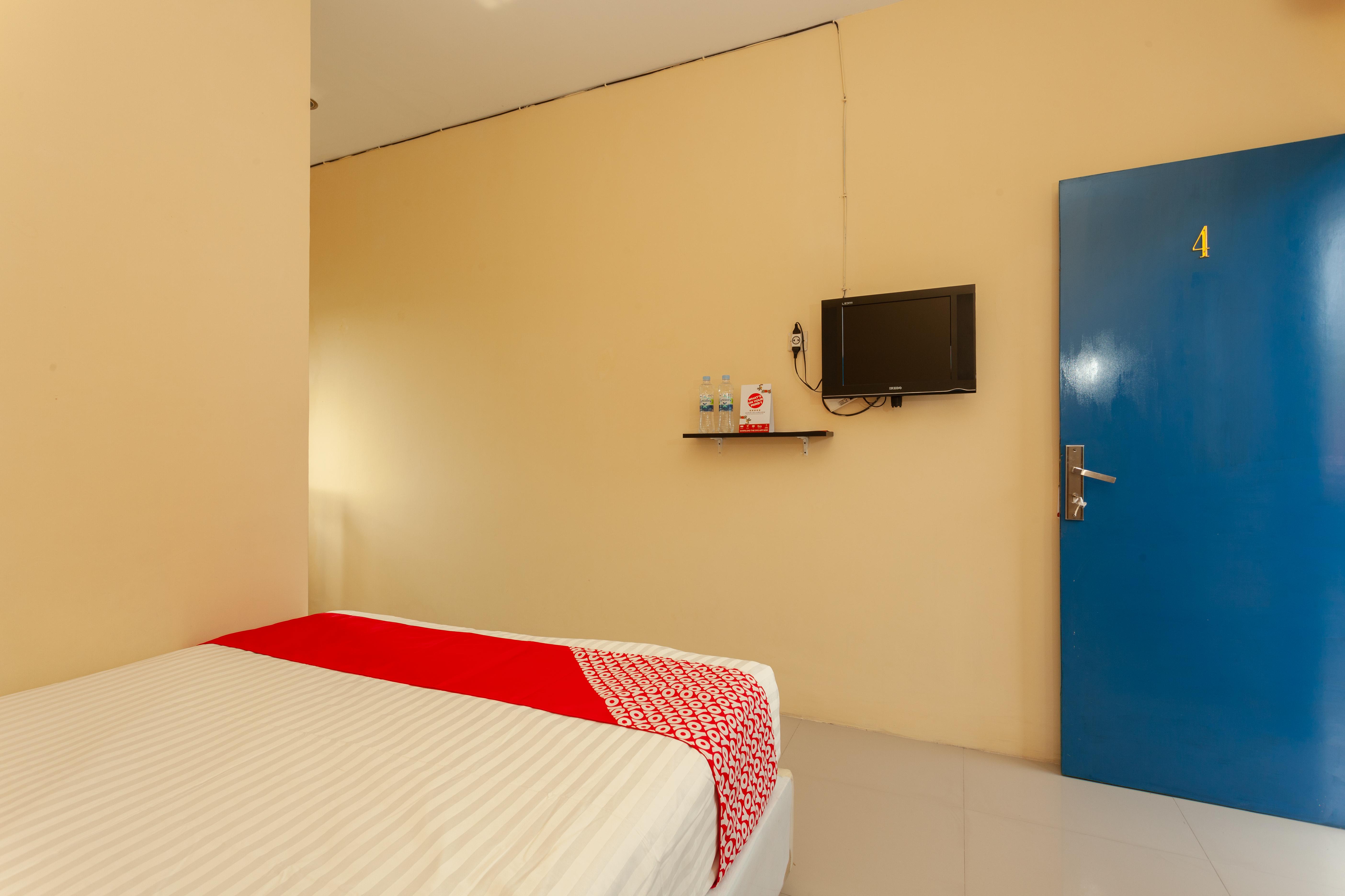 OYO 588 Richmond Guest House Cirebon Exterior foto