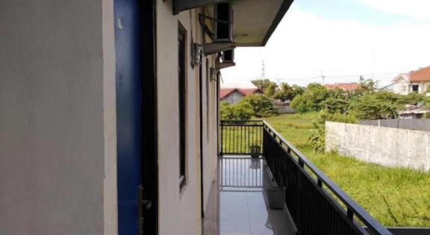OYO 588 Richmond Guest House Cirebon Exterior foto